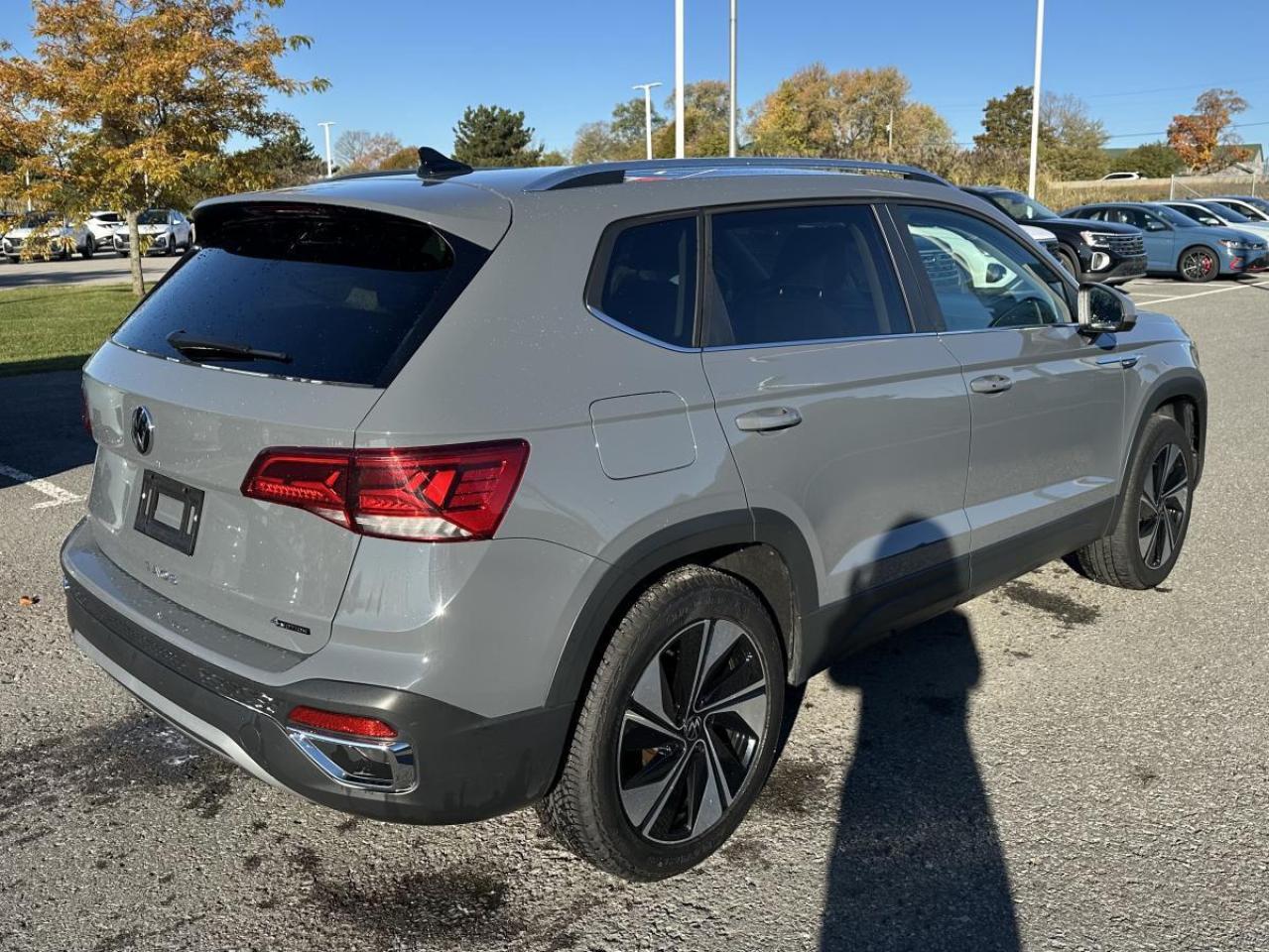 2024 Volkswagen Taos COMFORTLINE AWD Photo