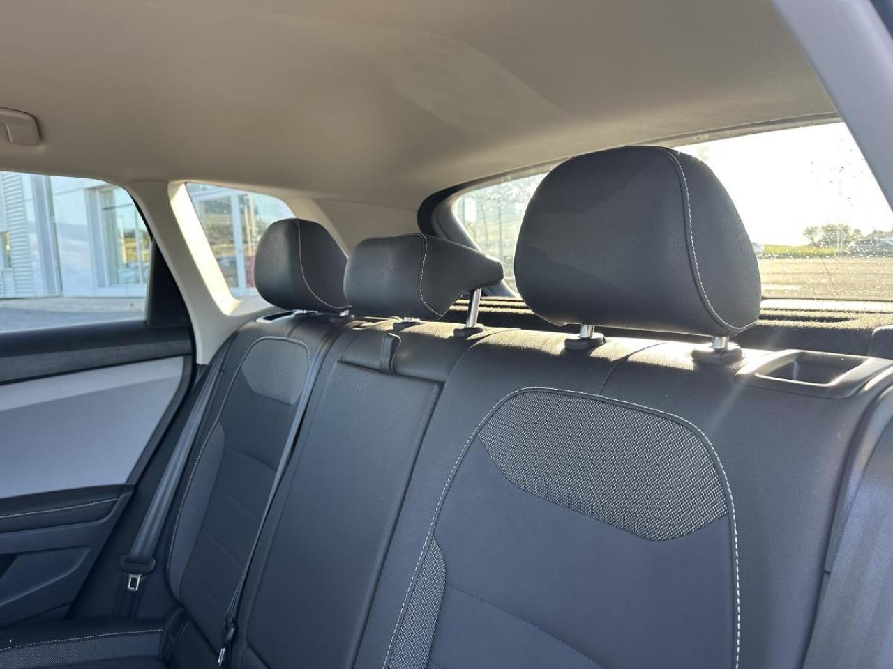 2024 Volkswagen Taos COMFORTLINE AWD Photo