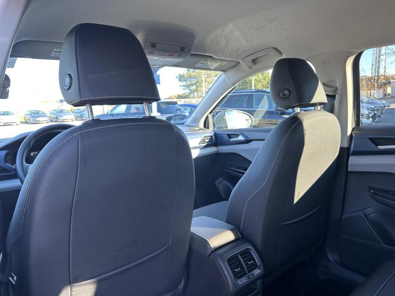 2024 Volkswagen Taos COMFORTLINE AWD Photo