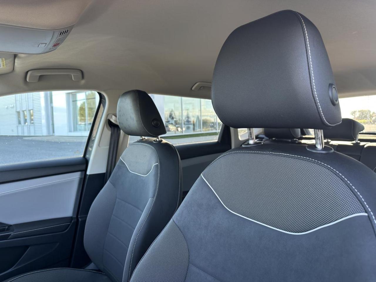 2024 Volkswagen Taos Comfortline 4Motion AWD Photo