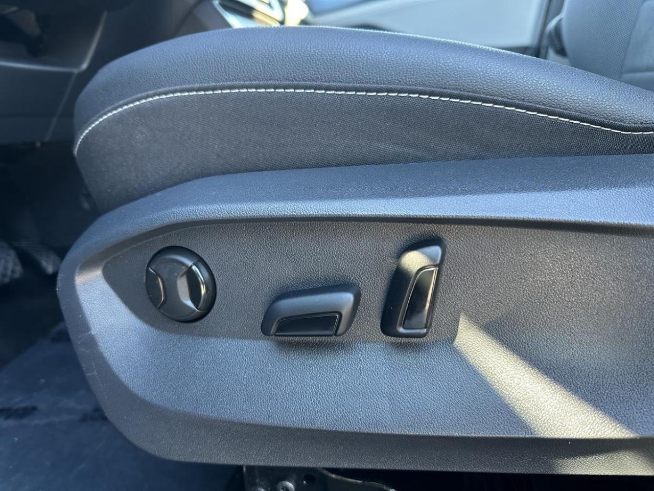 2024 Volkswagen Taos Comfortline 4Motion AWD Photo