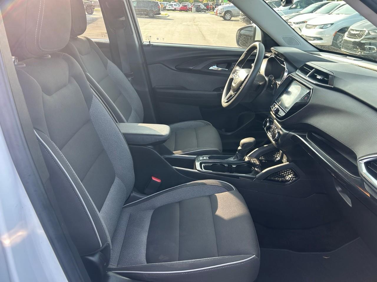 2021 Chevrolet TrailBlazer LT NEW WINTER TIRES ON RIMS Photo