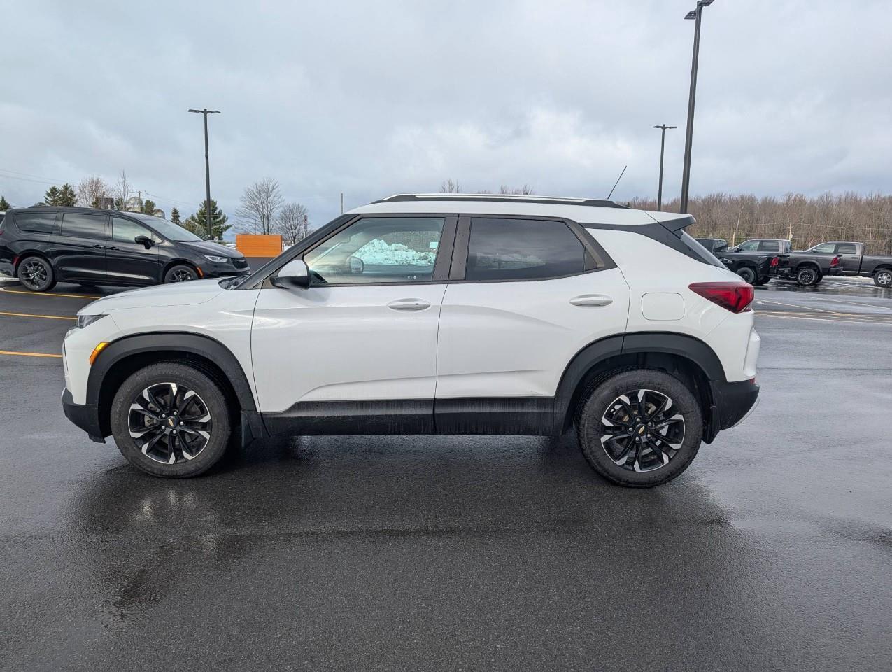 2021 Chevrolet TrailBlazer LT NEW WINTER TIRES ON RIMS Photo
