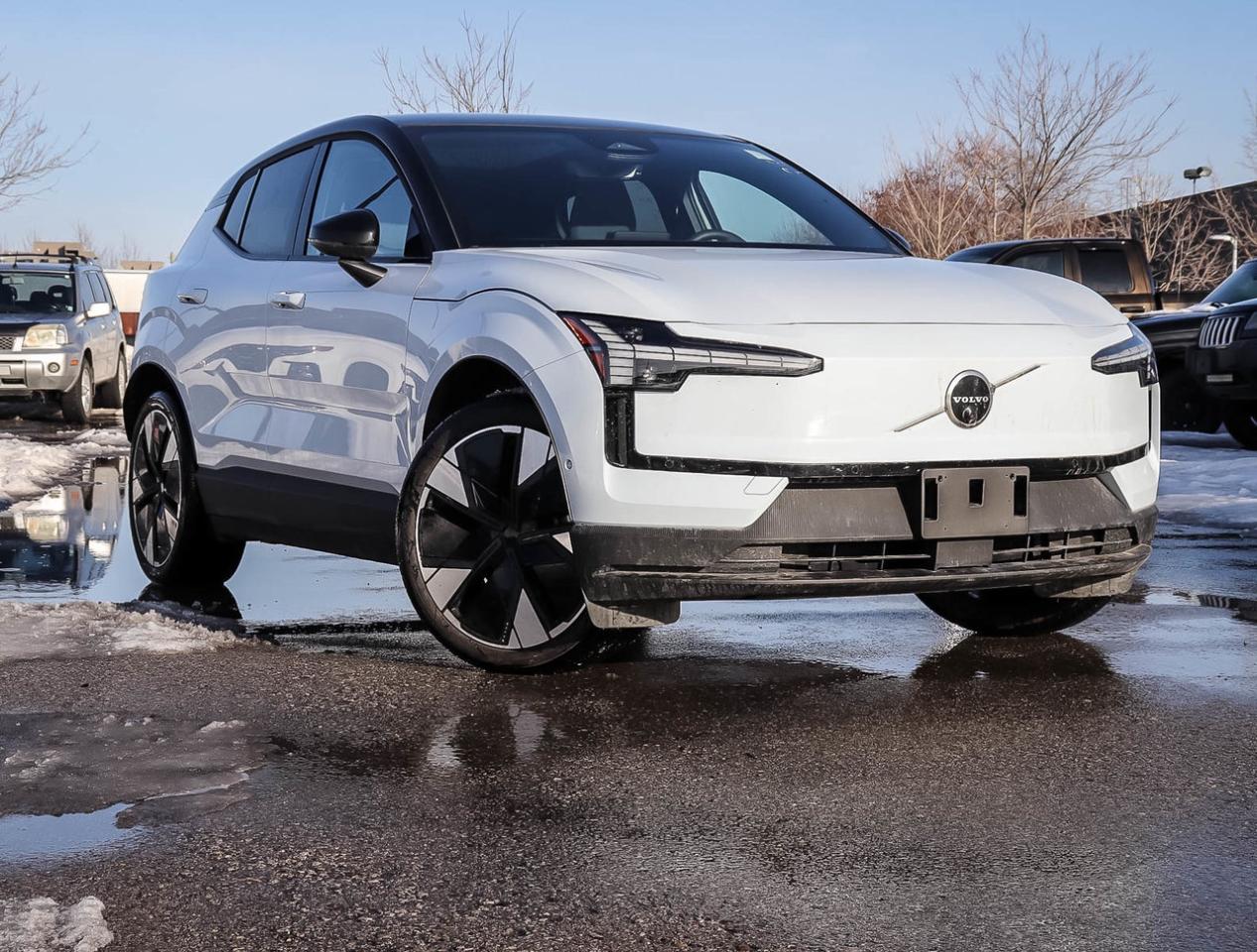 2025 Volvo EX30 Ultra Photo0