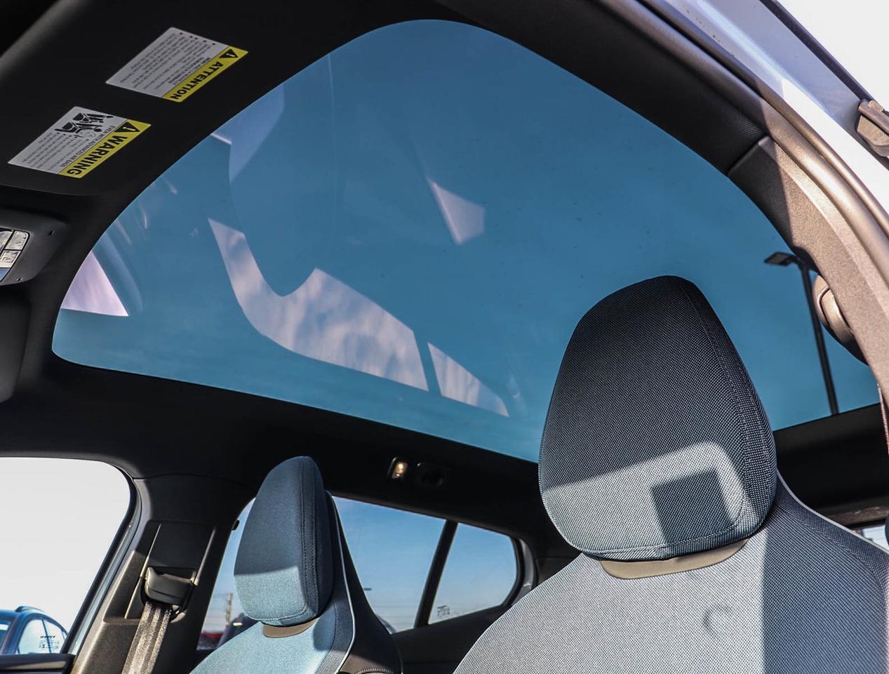 2025 Volvo EX30 Ultra CHARGE IT! Photo