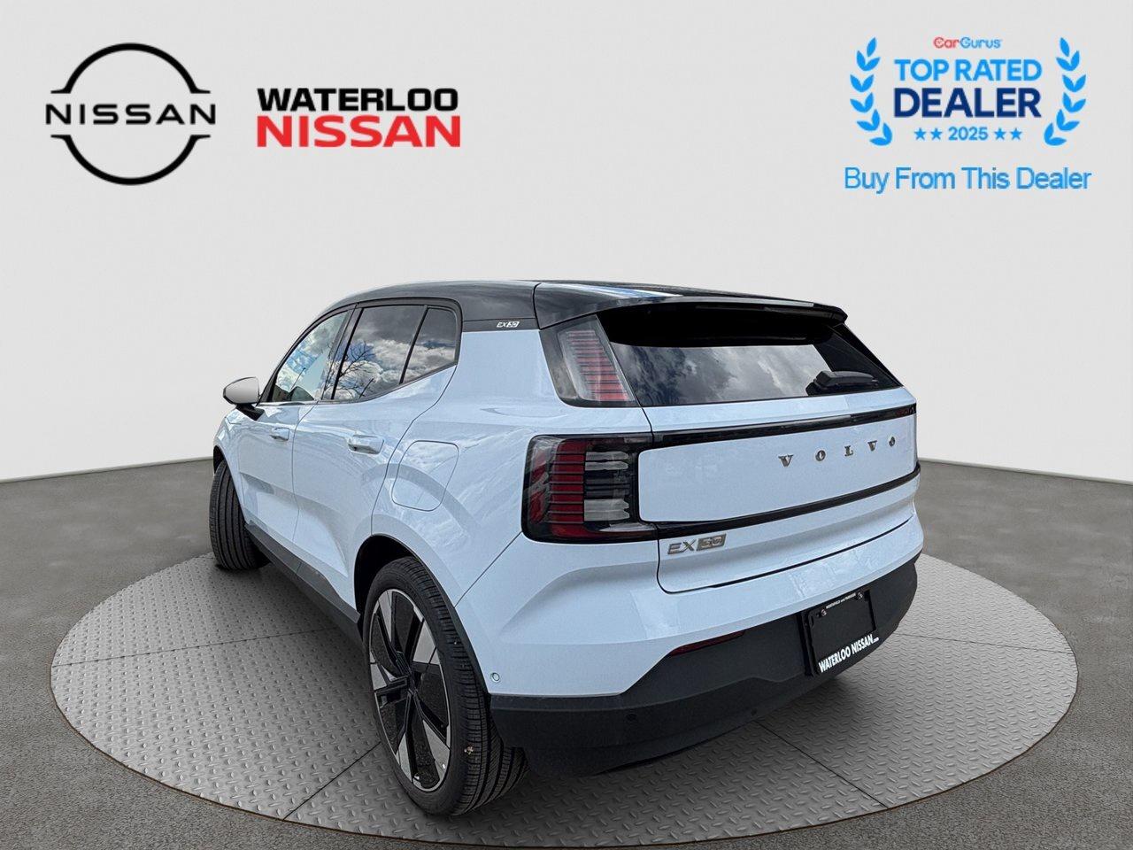 2025 Volvo EX30 Ultra CHARGE IT! Photo