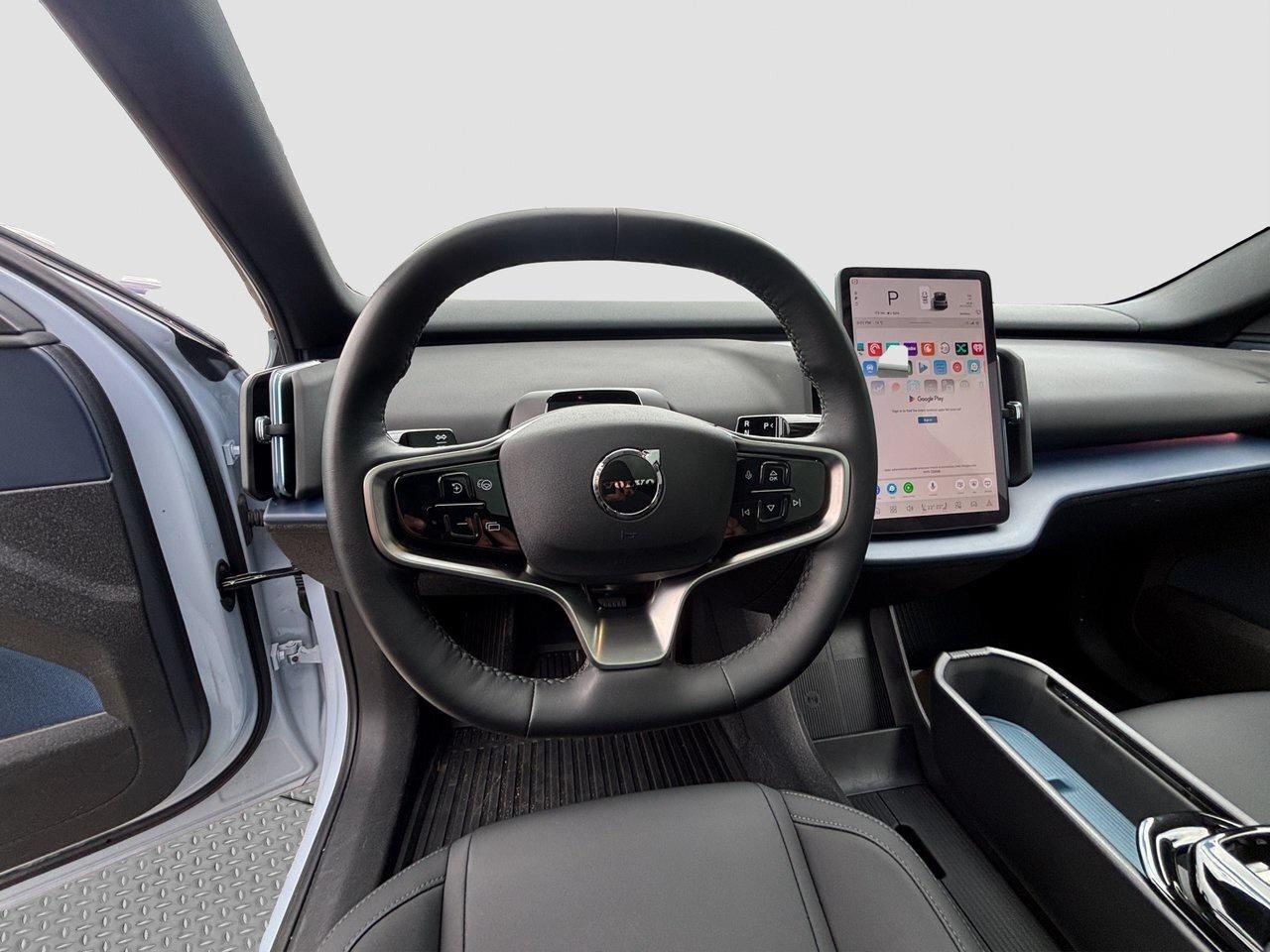 2025 Volvo EX30 Ultra CHARGE IT! Photo