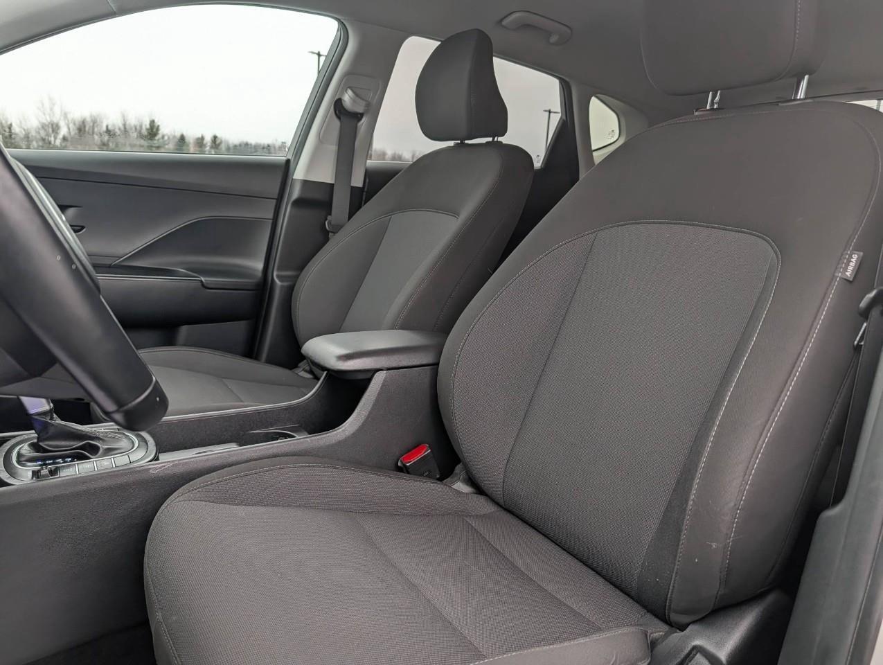 2024 Hyundai KONA 2.0L Preferred Photo