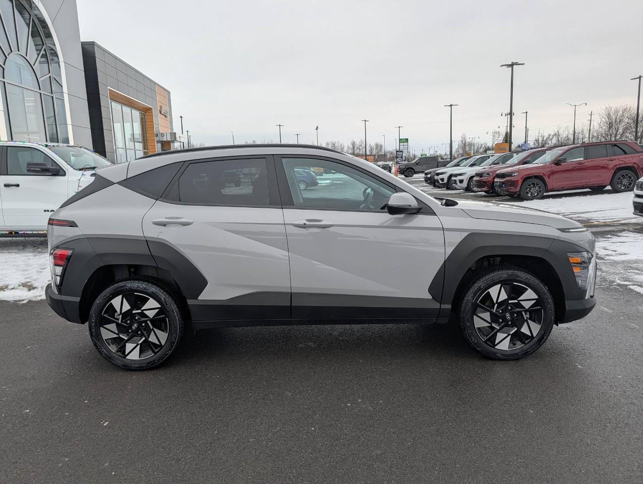 2024 Hyundai KONA 2.0L Preferred Photo