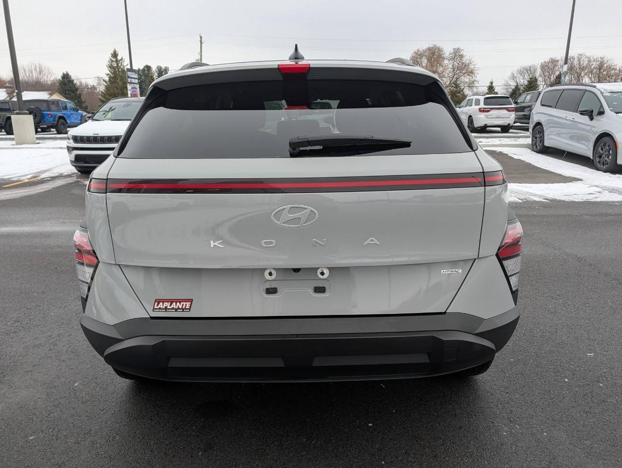 2024 Hyundai KONA 2.0L Preferred Photo
