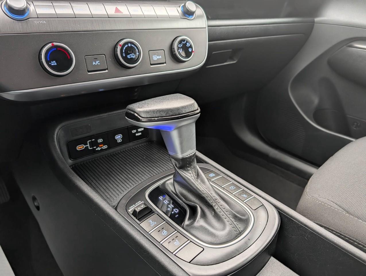 2024 Hyundai KONA 2.0L Preferred Photo