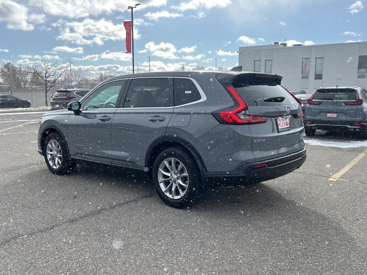 2023 Honda CR-V EX-L  Leather  Sunroof CarPlay Rear Camera Photo3