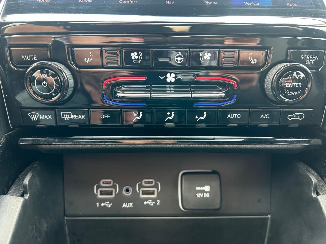2023 Jeep Grand Cherokee Overland POWER SUNROOF Photo