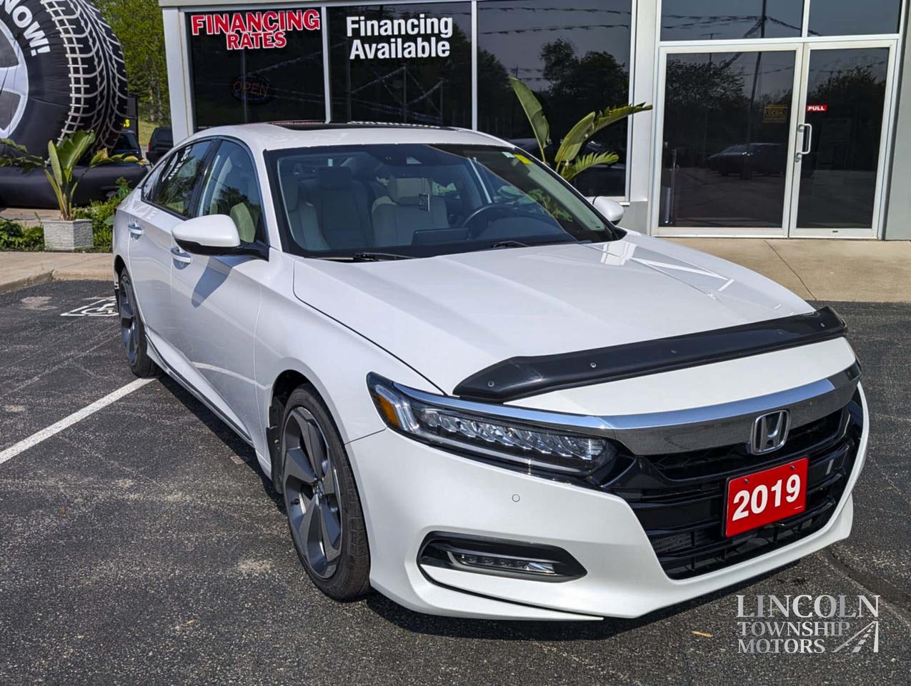 2019 Honda Accord Sedan Touring - CLEAN CARFAX, RMT START, SUNROOF, NAV Photo