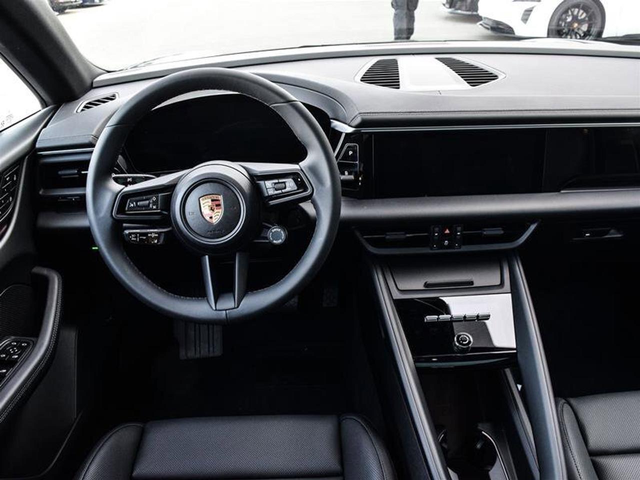 2024 Porsche Macan Electric 4 Green Photo