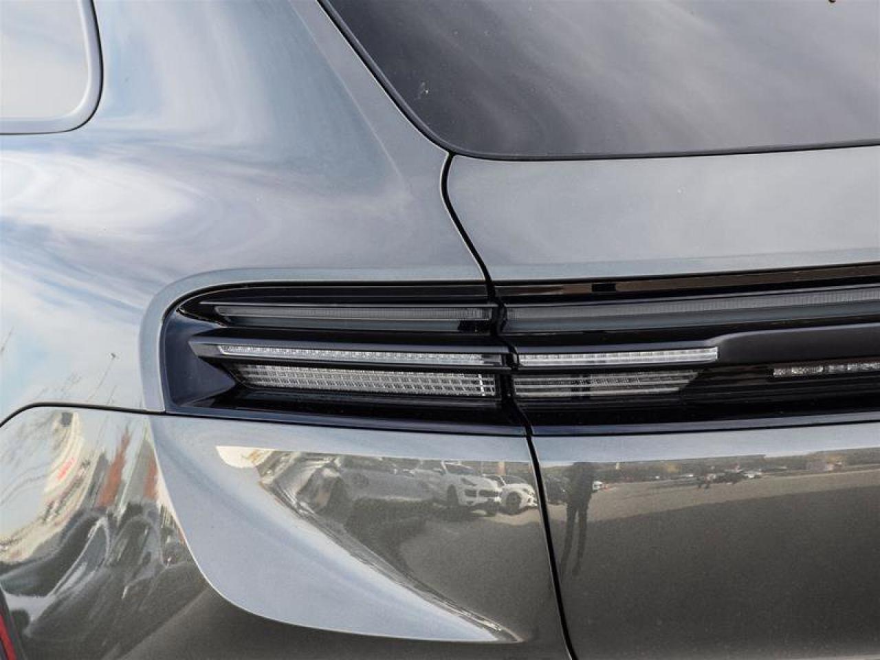 2024 Porsche Macan Electric 4 Green Photo