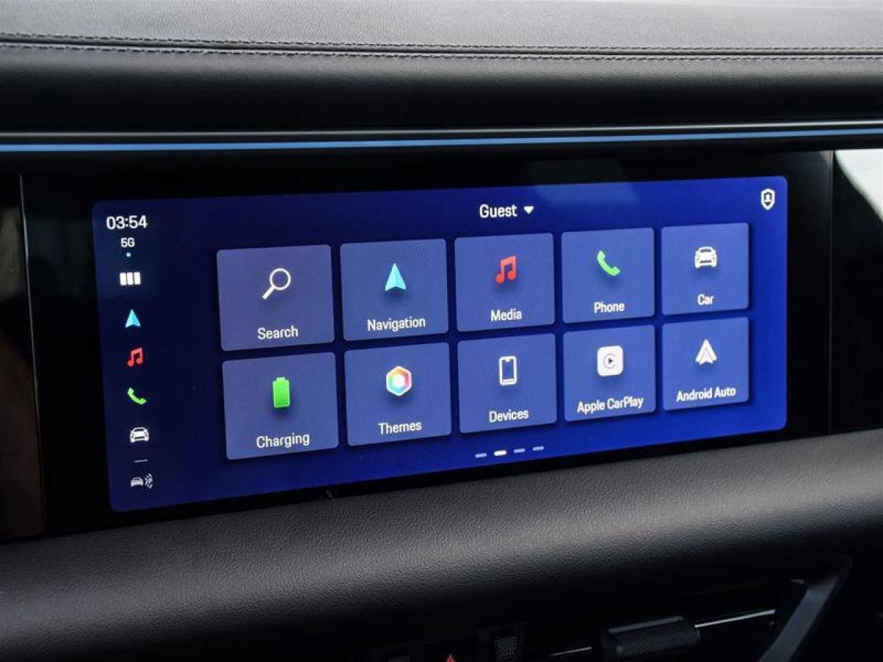 2024 Porsche Macan Electric 4 Green Photo