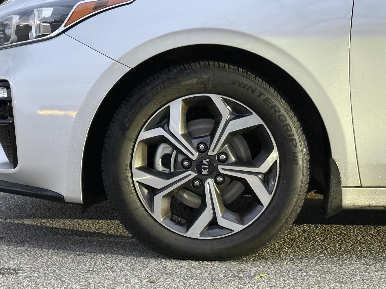 2020 Kia Forte EX IVT l BSM l Carplay l 2.0L l 4CYL l Fuel Saver Photo2