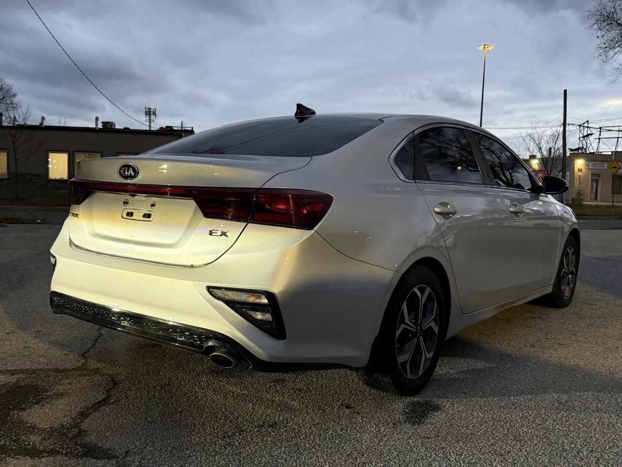 2020 Kia Forte EX IVT l BSM l Carplay l 2.0L l 4CYL l Fuel Saver Photo