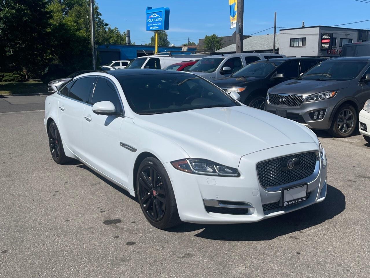 2016 Jaguar XJ 4dr Sdn XJL Portfolio AWD Portfolio/Nav/Cam/Roof / Photo3