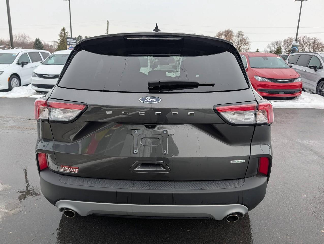 2020 Ford Escape S Photo