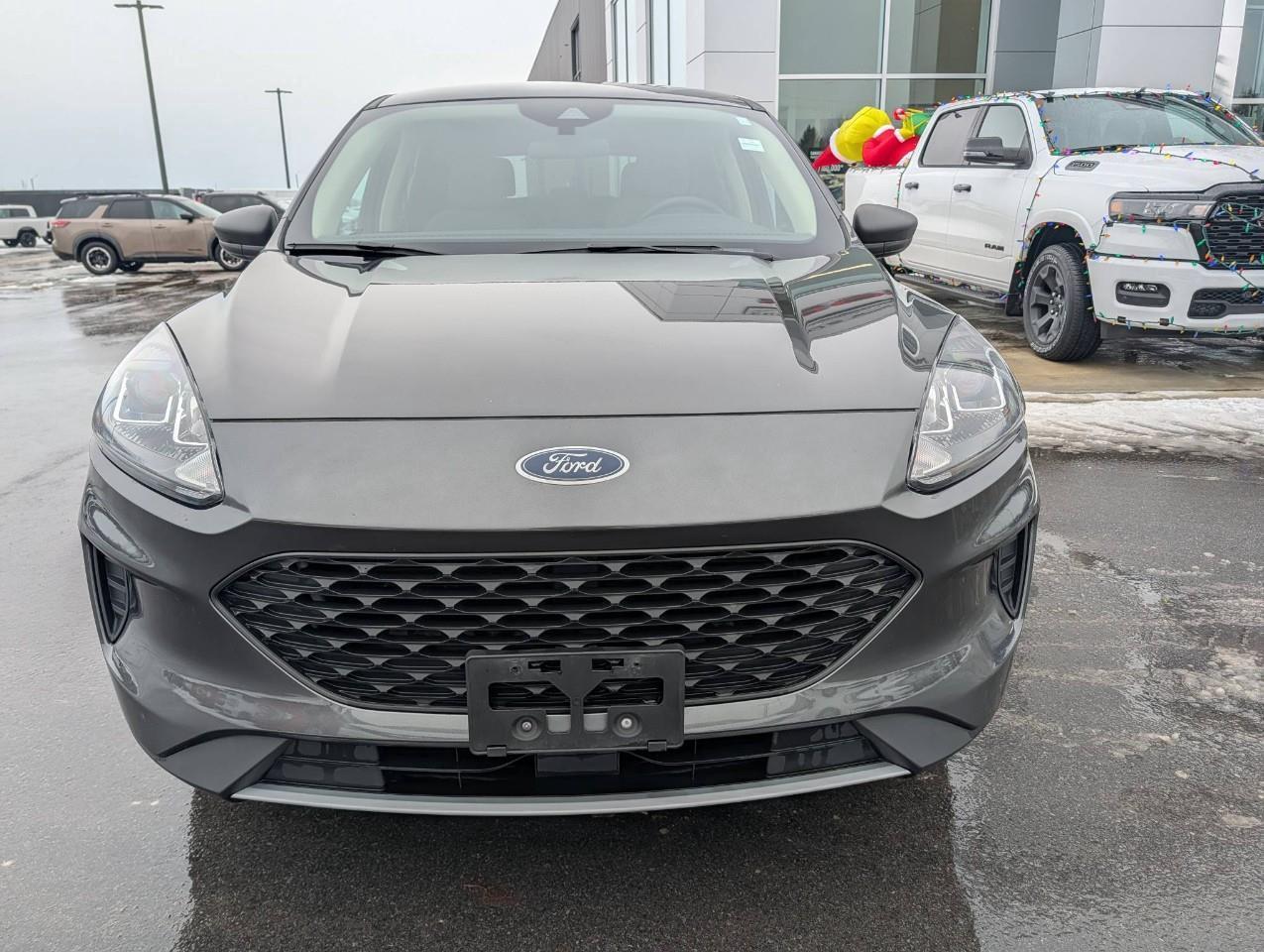 2020 Ford Escape S Photo