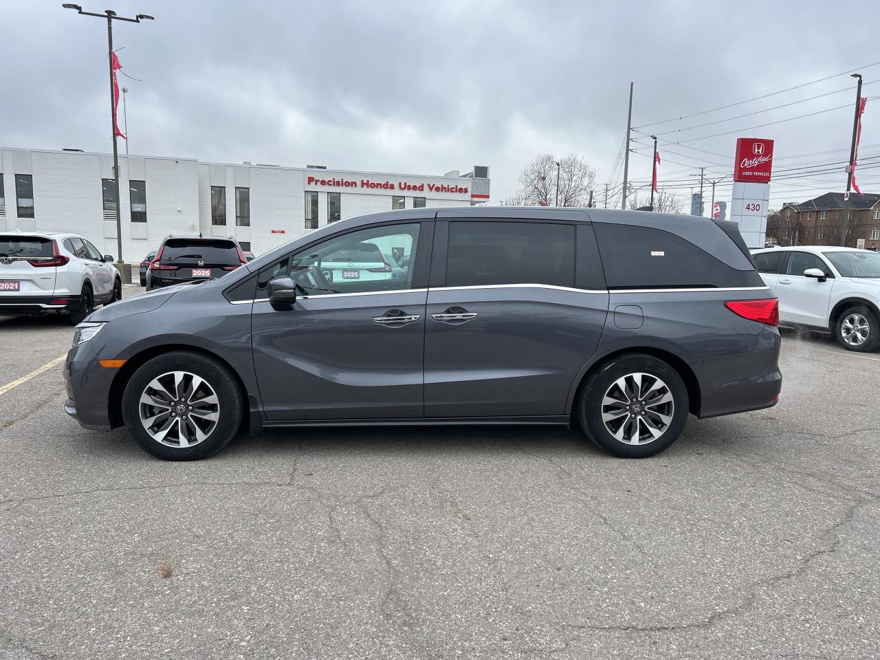 2023 Honda Odyssey EX-L  Leather  Sunroof CarPlay Lane Watch Photo2