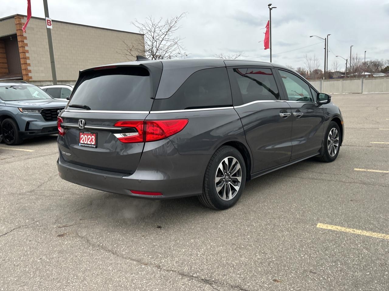 2023 Honda Odyssey EX-L  Leather  Sunroof CarPlay Lane Watch Photo