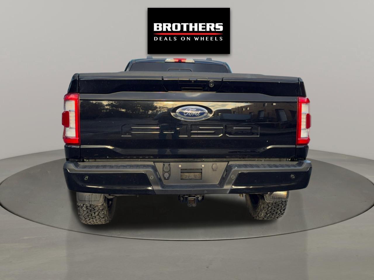 2022 Ford F-150 Lariat No Accidents 2.5 Lift Kit Photo