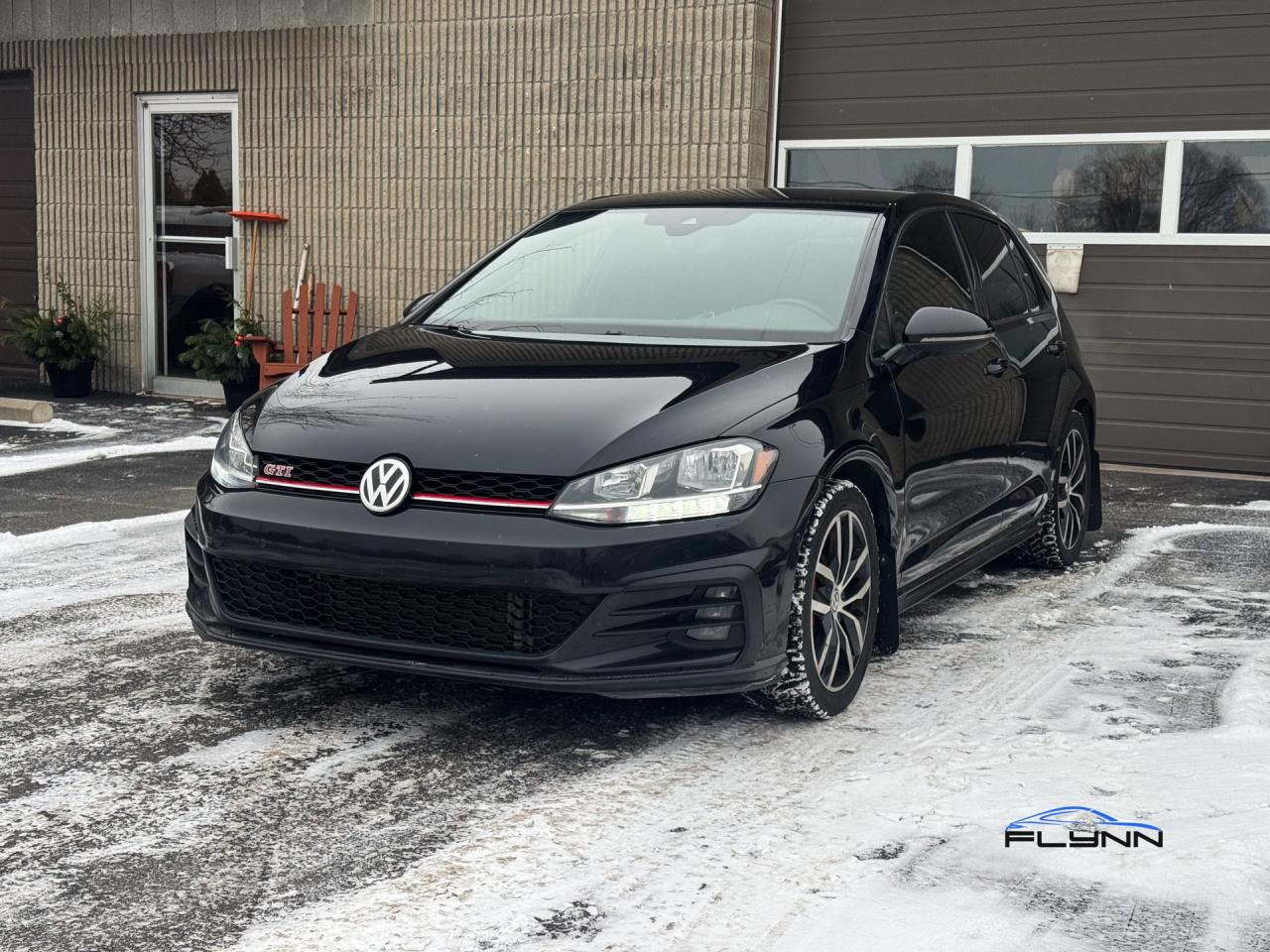 2019 Volkswagen Golf GTI S 6M 4-Door - One Owner Photo4
