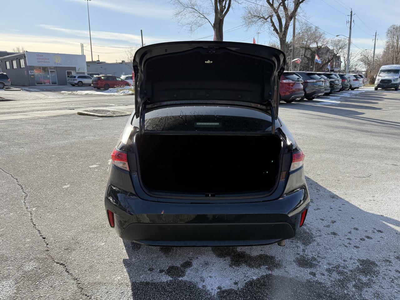 2022 Toyota Corolla L CVT l 2.0L l One Owner l FWD l 4Cyl l Fuel Saver Photo