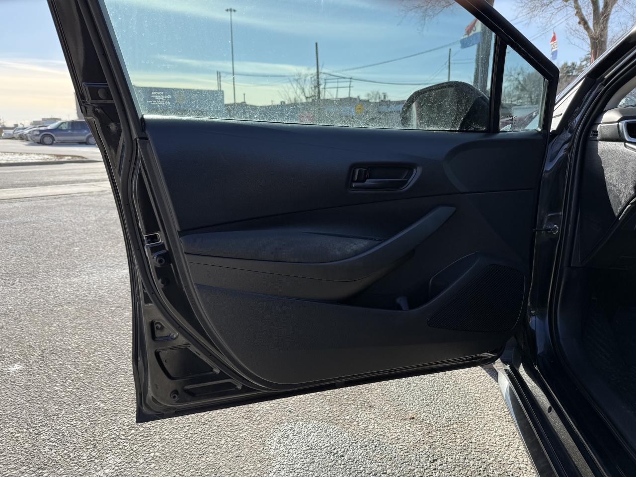 2022 Toyota Corolla L CVT l 2.0L l One Owner l FWD l 4Cyl l Fuel Saver Photo