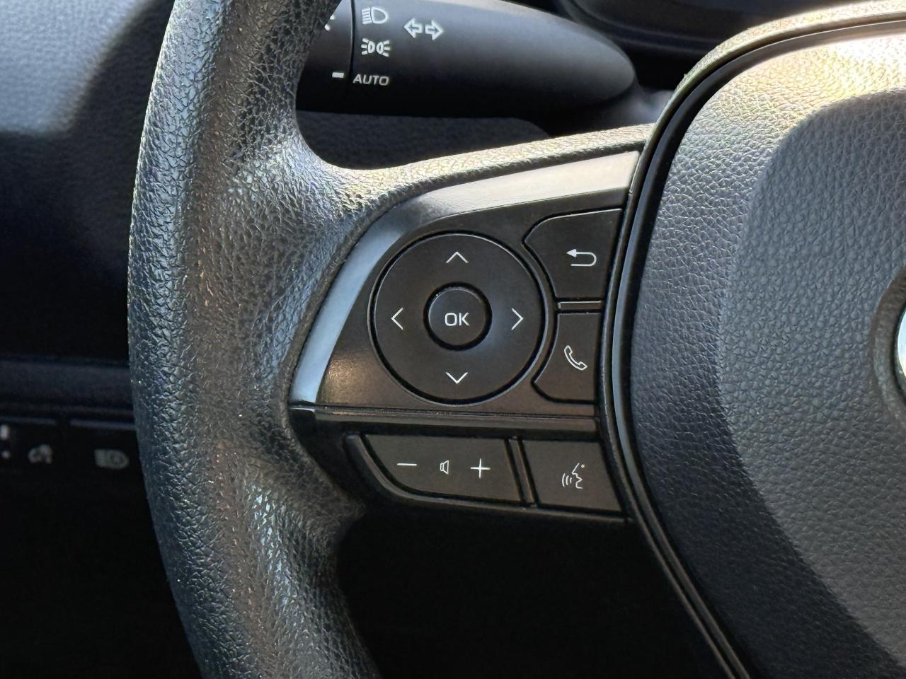 2022 Toyota Corolla L CVT l 2.0L l One Owner l FWD l 4Cyl l Fuel Saver Photo