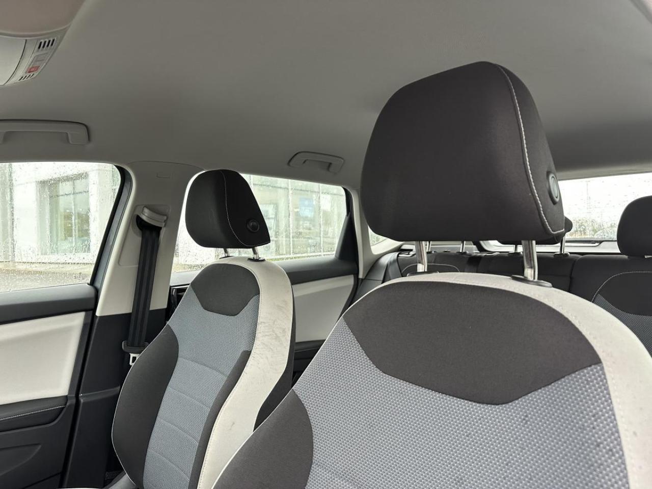 2025 Volkswagen Taos Trendline AWD Photo