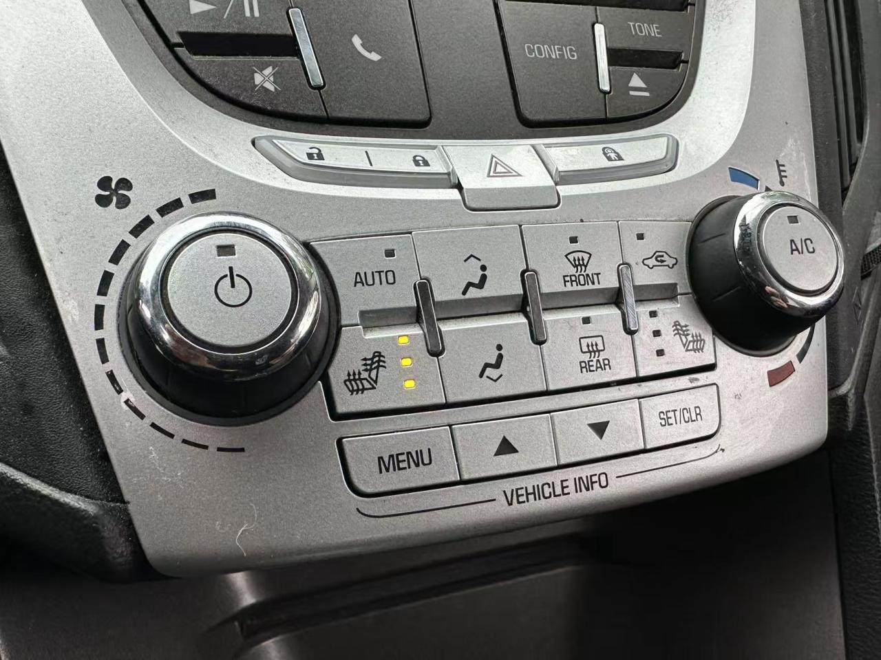 2012 Chevrolet Equinox FWD 4DR 1LT Photo