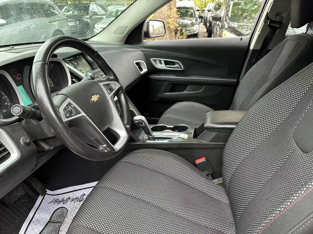 2012 Chevrolet Equinox FWD 4DR 1LT Photo