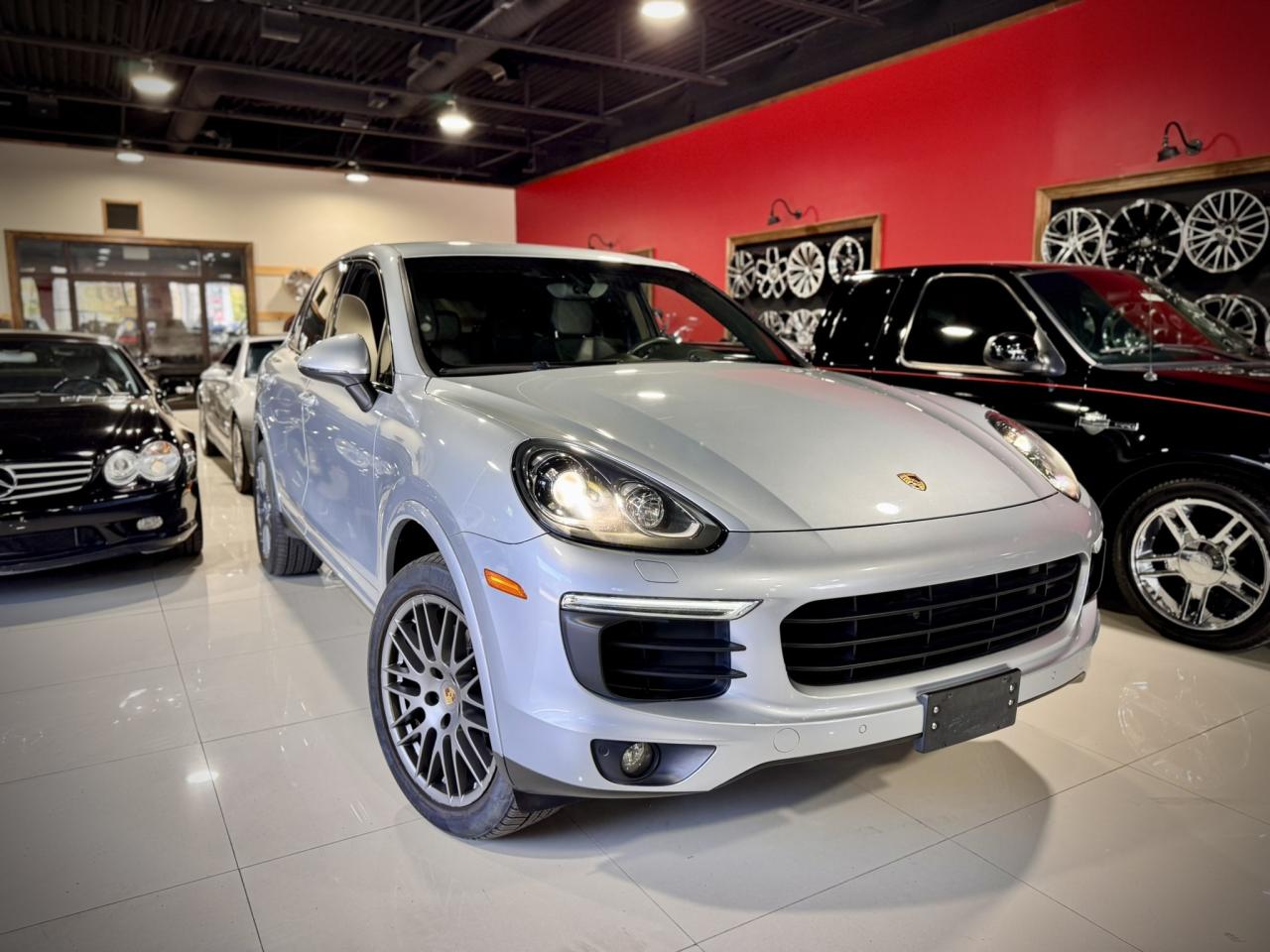 2017 Porsche Cayenne AWD 4dr Photo