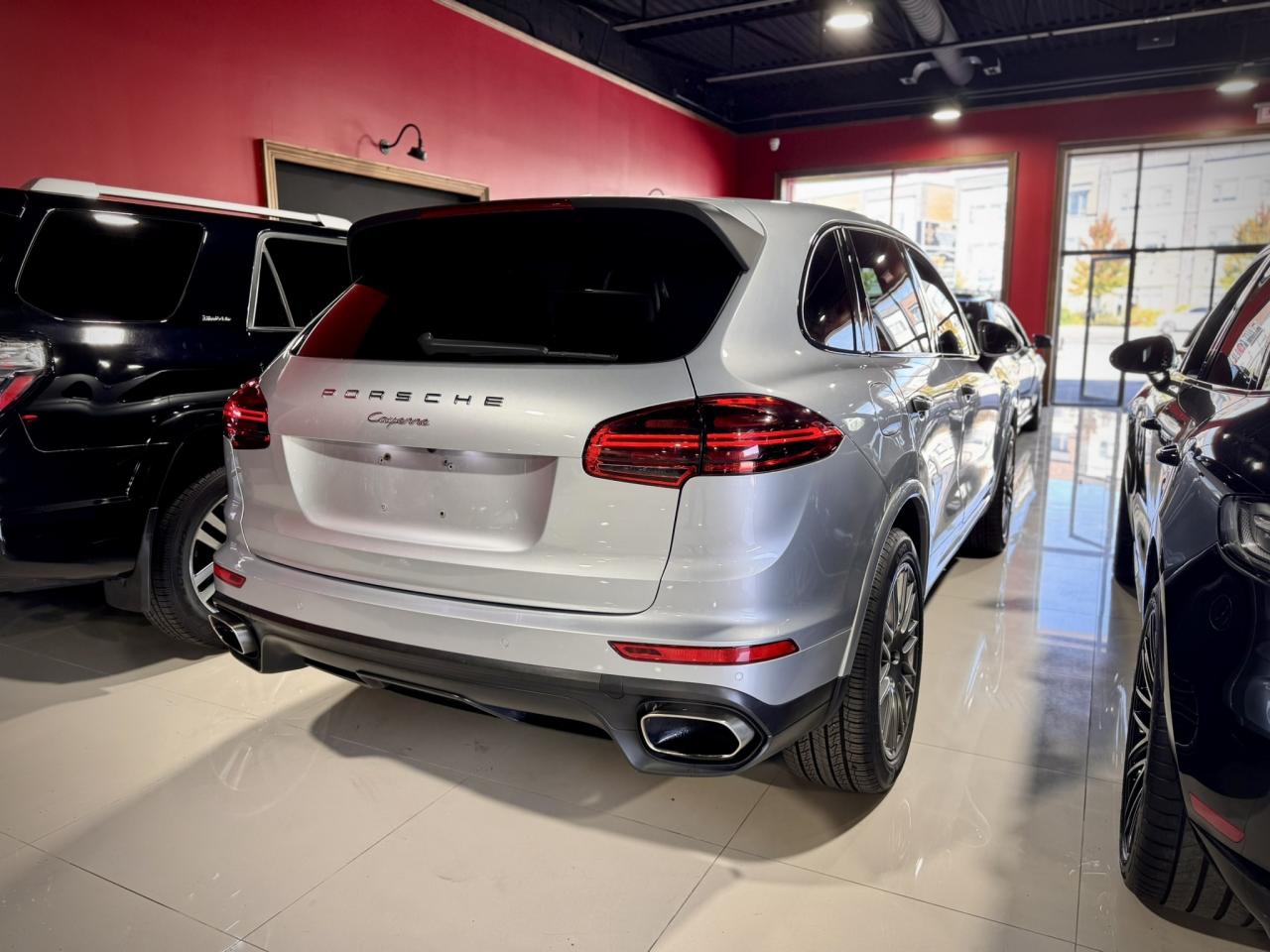 2017 Porsche Cayenne AWD 4dr Photo