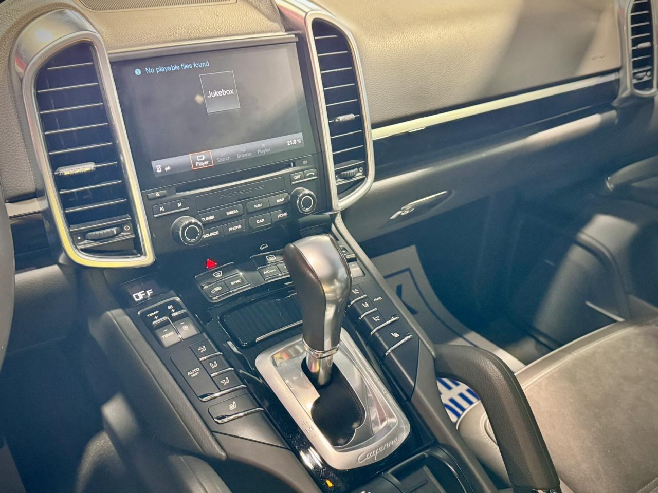 2017 Porsche Cayenne AWD 4dr Photo