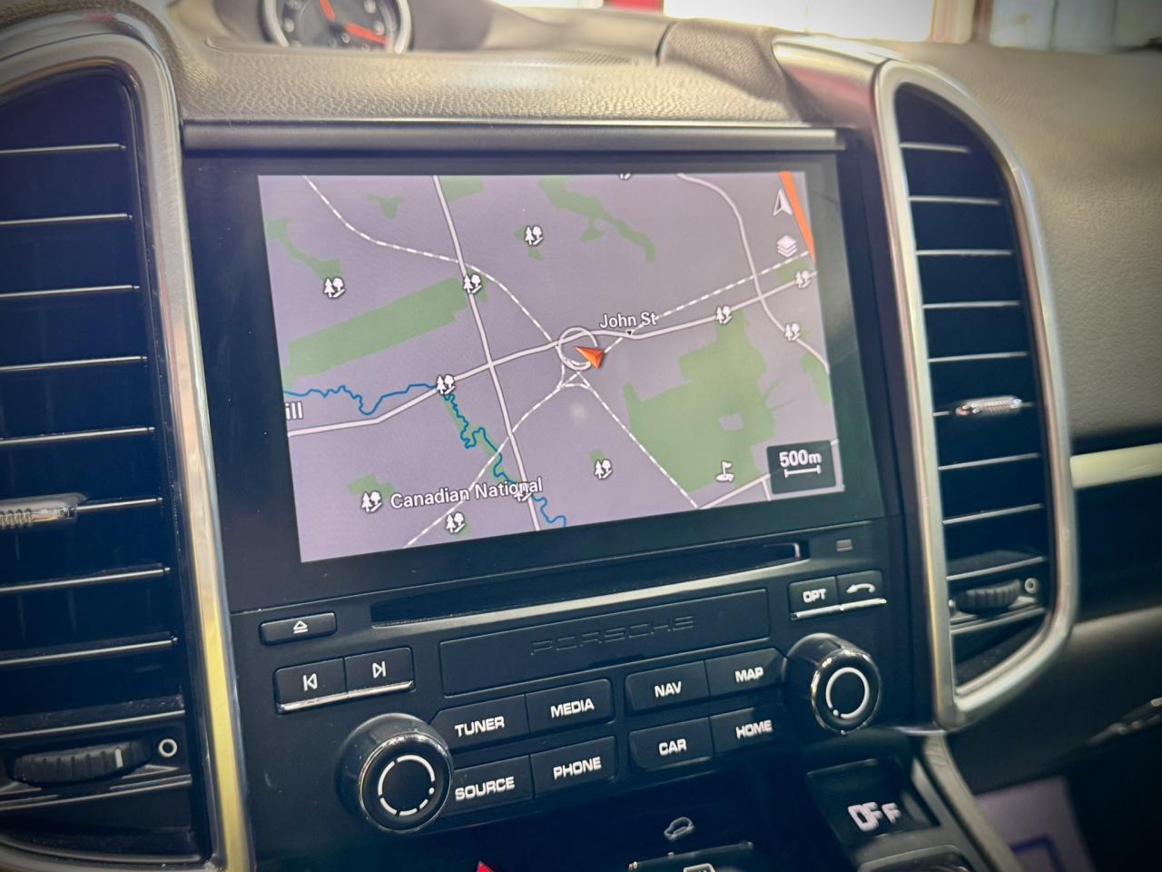 2017 Porsche Cayenne AWD 4dr Photo