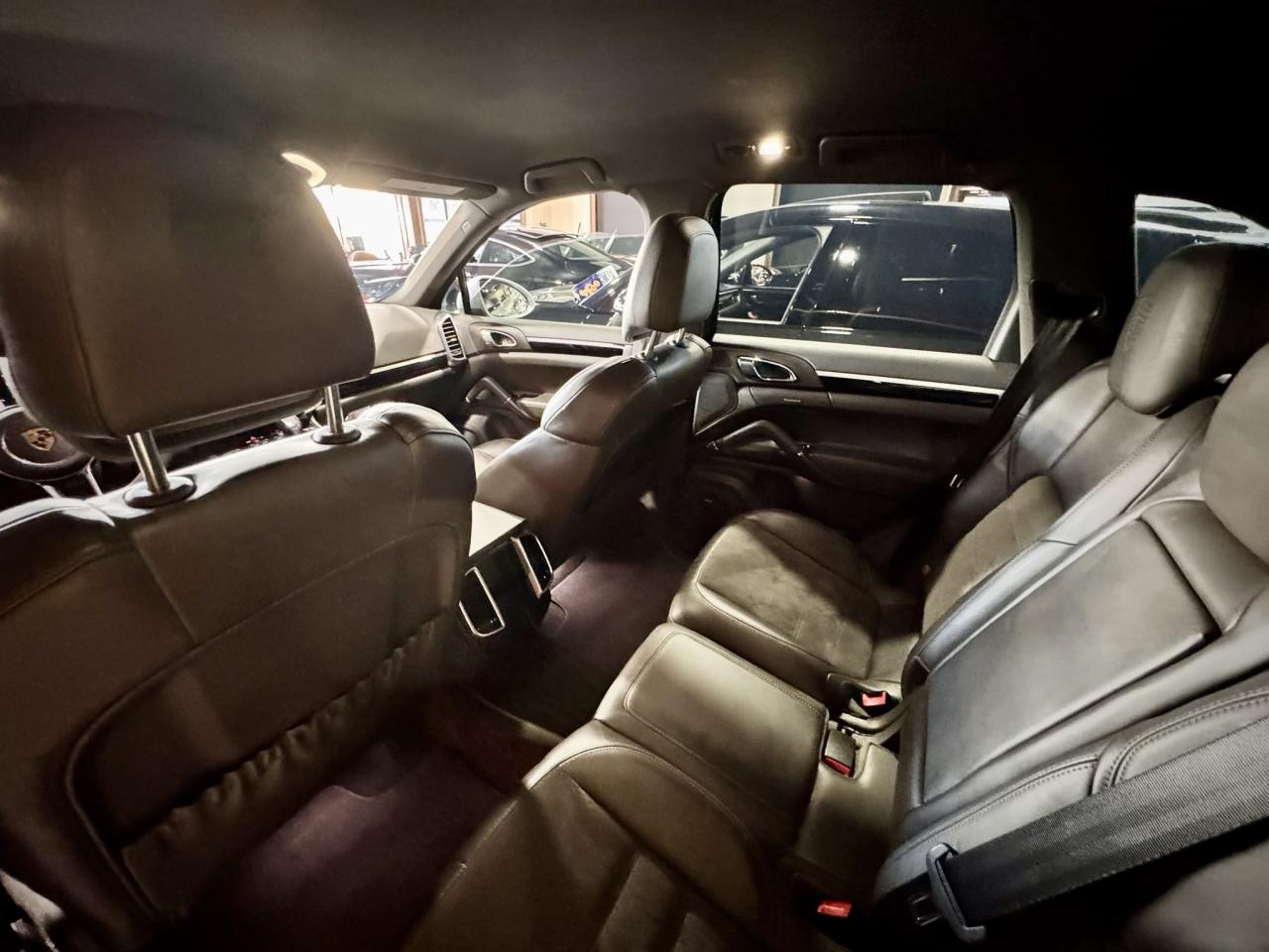 2017 Porsche Cayenne AWD 4dr Photo