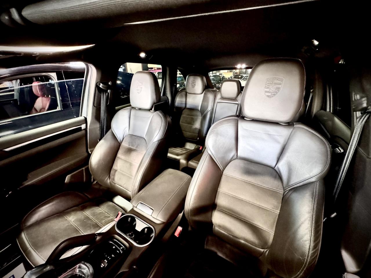 2017 Porsche Cayenne AWD 4dr Photo