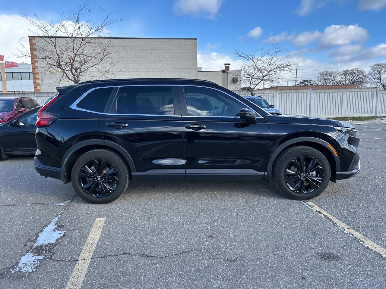 2024 Honda CR-V Hybrid Touring HYBRID  Navi  Leather  Sunroof Photo