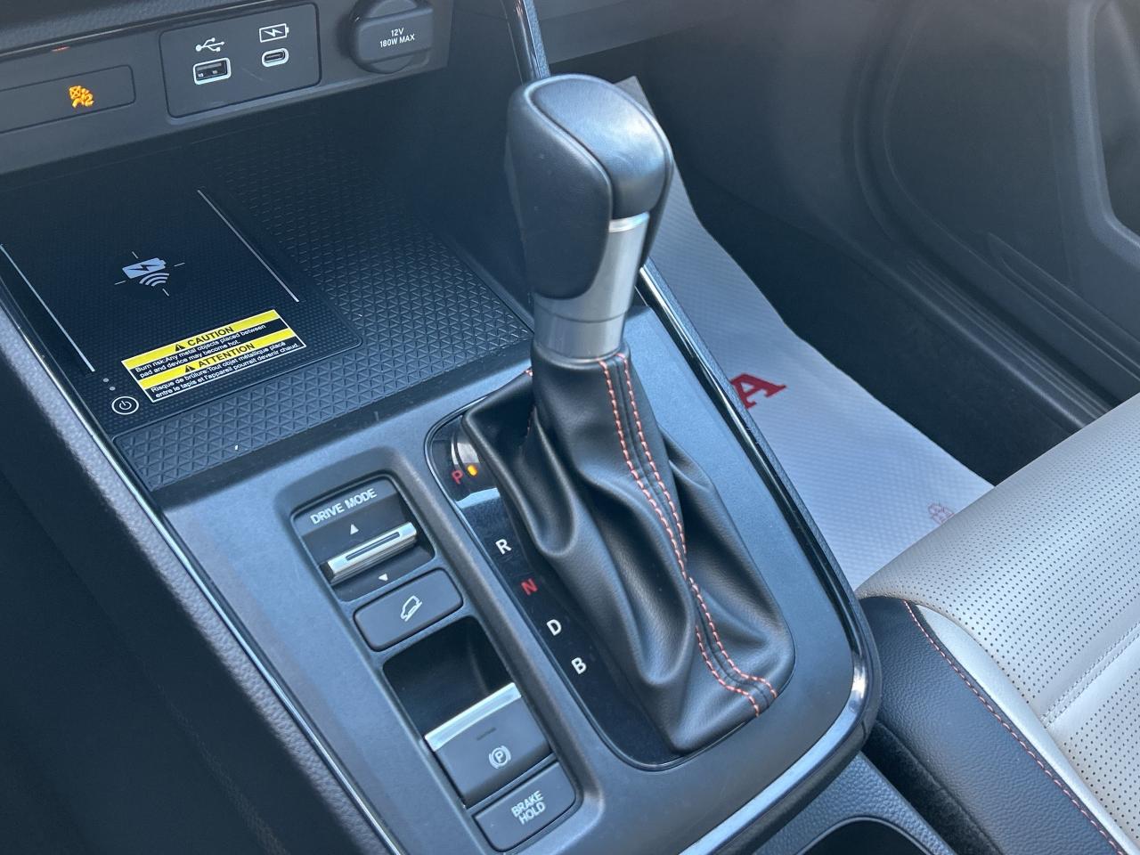 2024 Honda CR-V Hybrid Touring HYBRID  Navi  Leather  Sunroof Photo