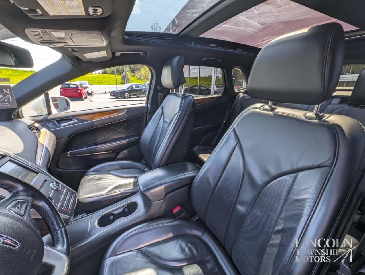 2017 Lincoln MKC Select - RMT START, CLEAN CARFAX, AWD, NAV & MORE! Photo