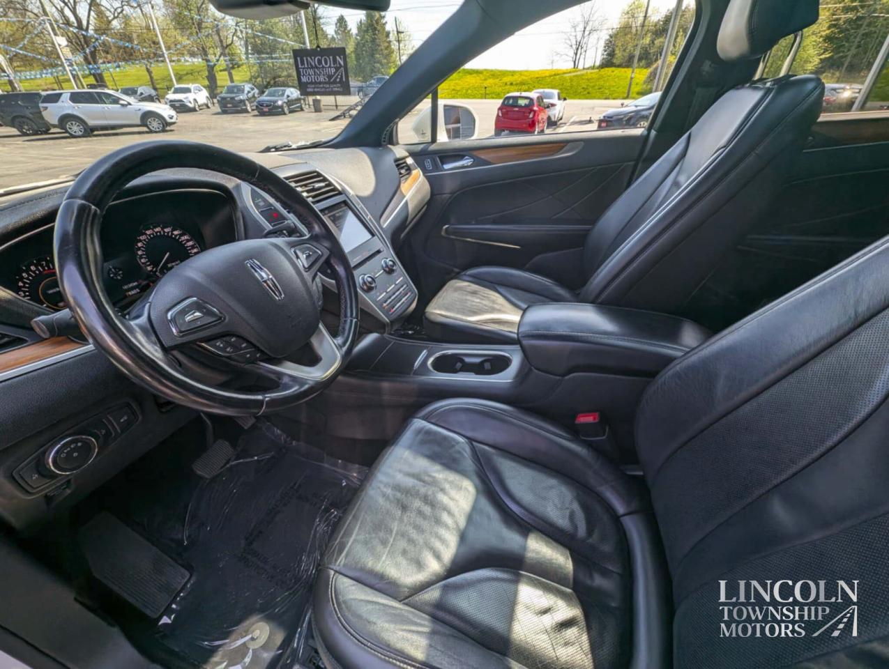 2017 Lincoln MKC Select - RMT START, CLEAN CARFAX, AWD, NAV & MORE! Photo