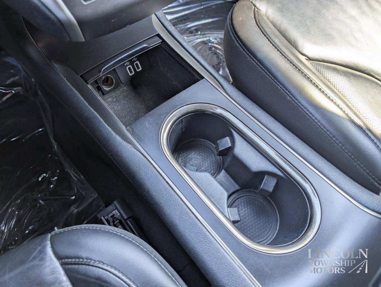 2017 Lincoln MKC Select - RMT START, CLEAN CARFAX, AWD, NAV & MORE! Photo