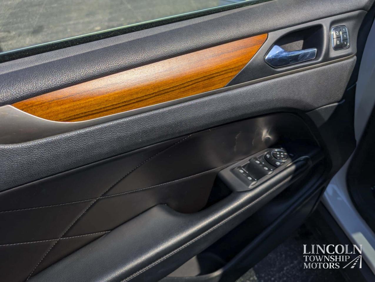 2017 Lincoln MKC Select - RMT START, CLEAN CARFAX, AWD, NAV & MORE! Photo