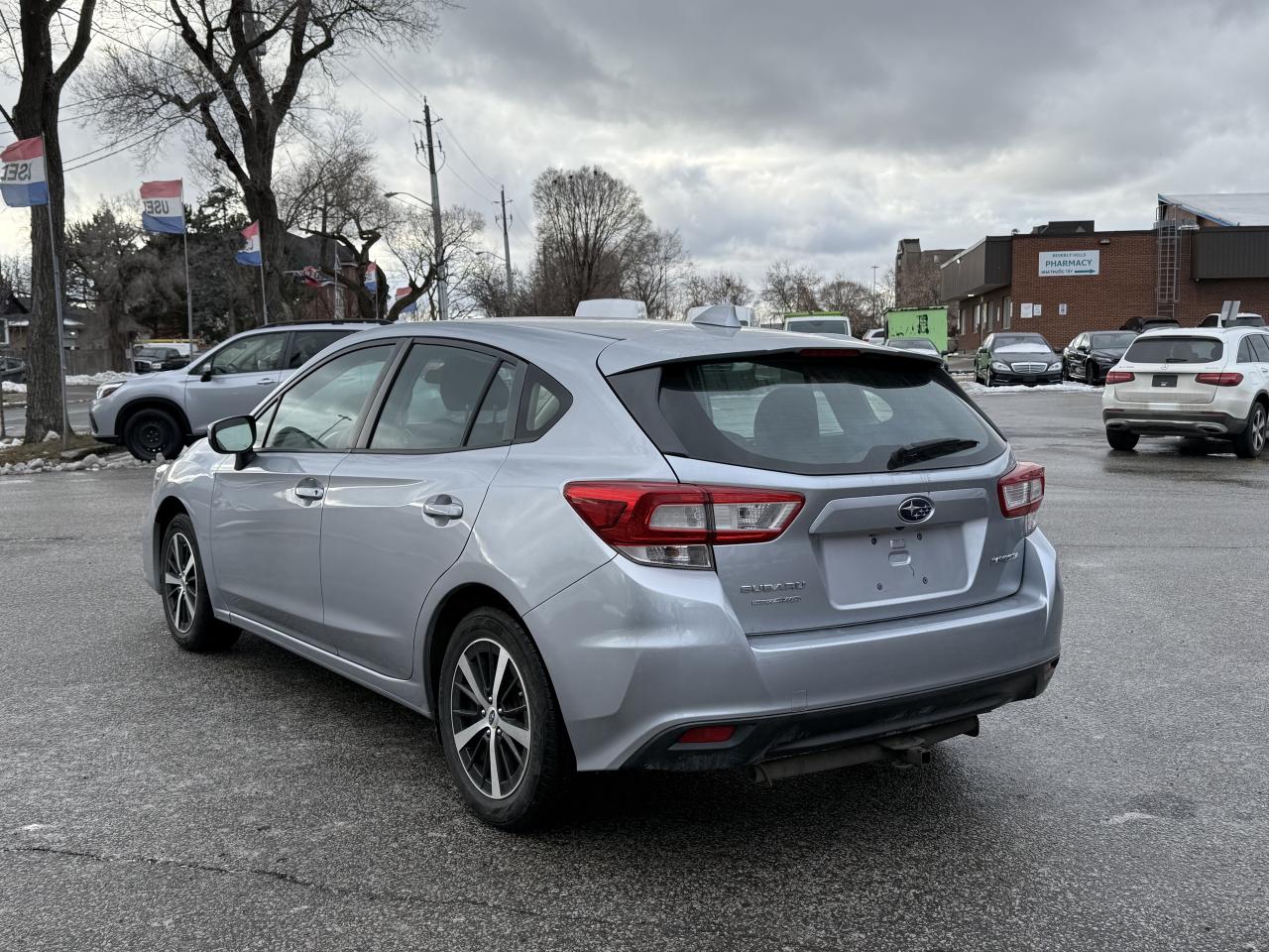 2019 Subaru Impreza 2.0i l Touring l No Accidents l RCam l AWD Photo