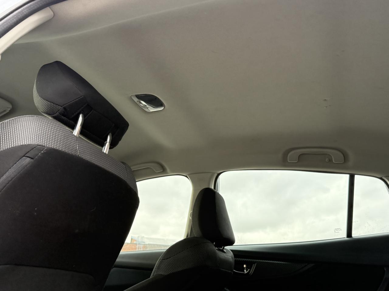 2019 Subaru Impreza 2.0i l Touring l No Accidents l RCam l AWD Photo